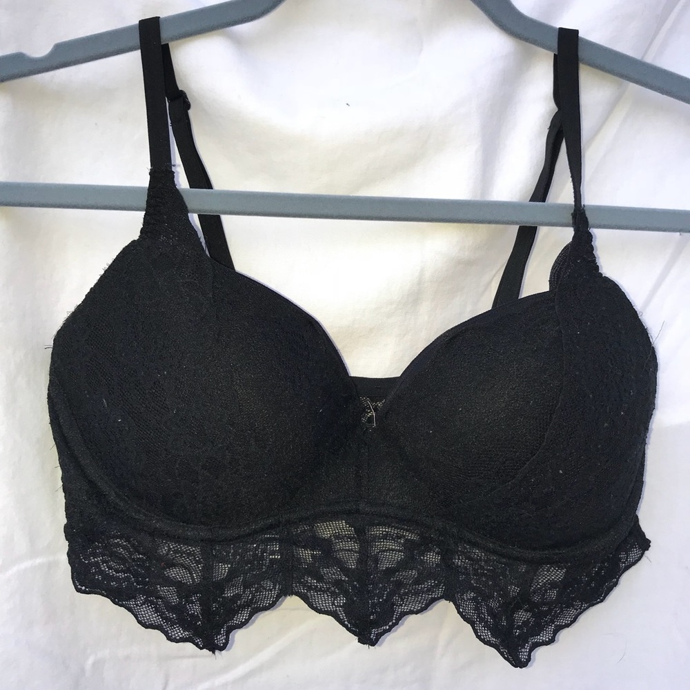 VS Pink lacy Brallete